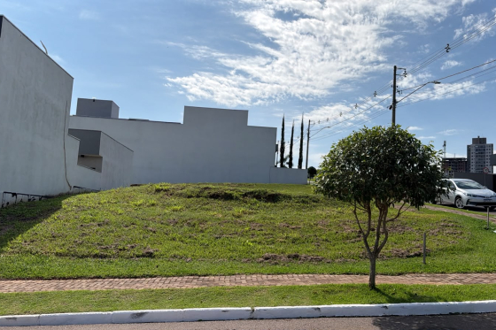 Terreno à venda - 327.27m² - PARQUE RESIDENCIAL INTERLAGOS II, Umuarama-PR